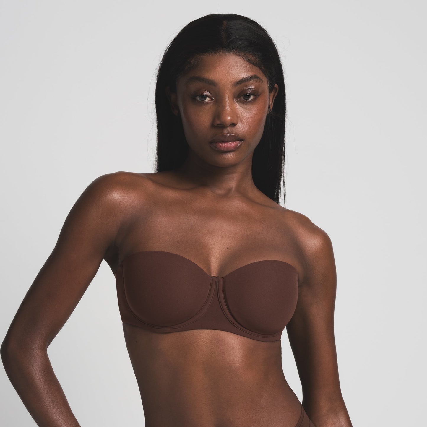 FITS EVERYBODY STRAPLESS BRA | COCOA