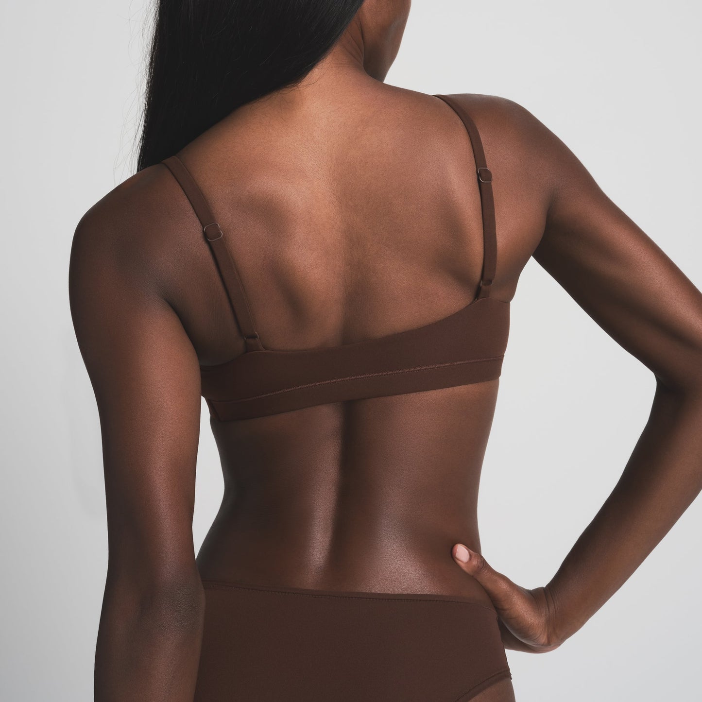 FITS EVERYBODY SCOOP BRALETTE | COCOA