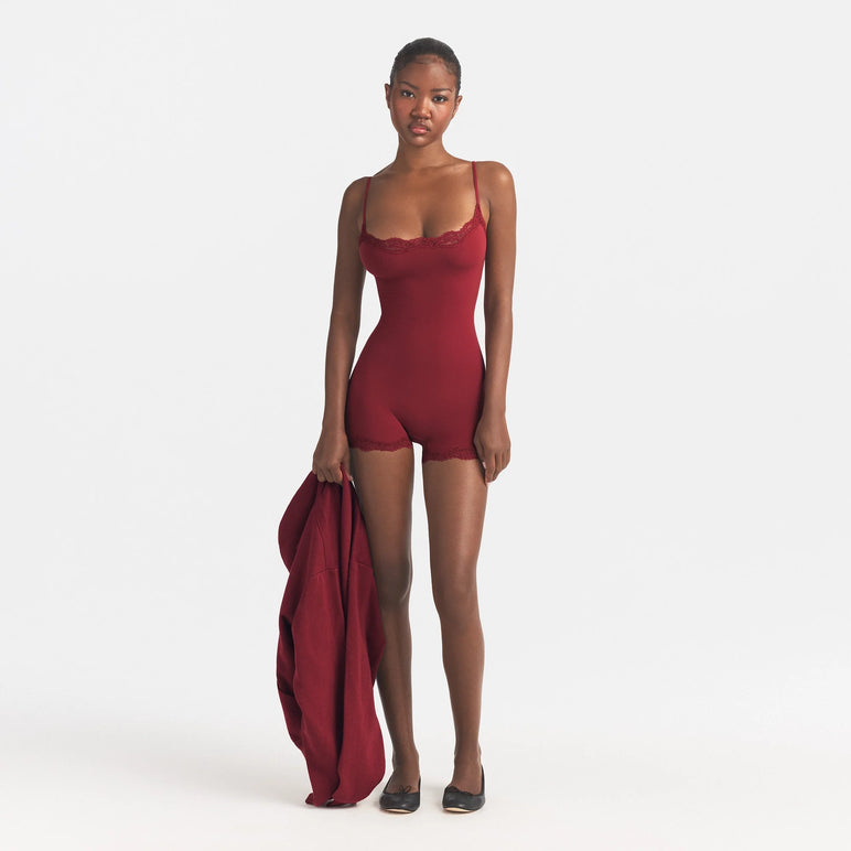 FITS EVERYBODY LACE ONESIE | MERLOT