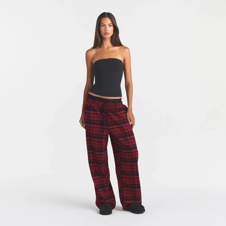 OUTDOOR FLANNEL OVERSIZED DOUBLE WAISTBAND PANT | MERLOT CABIN PLAID