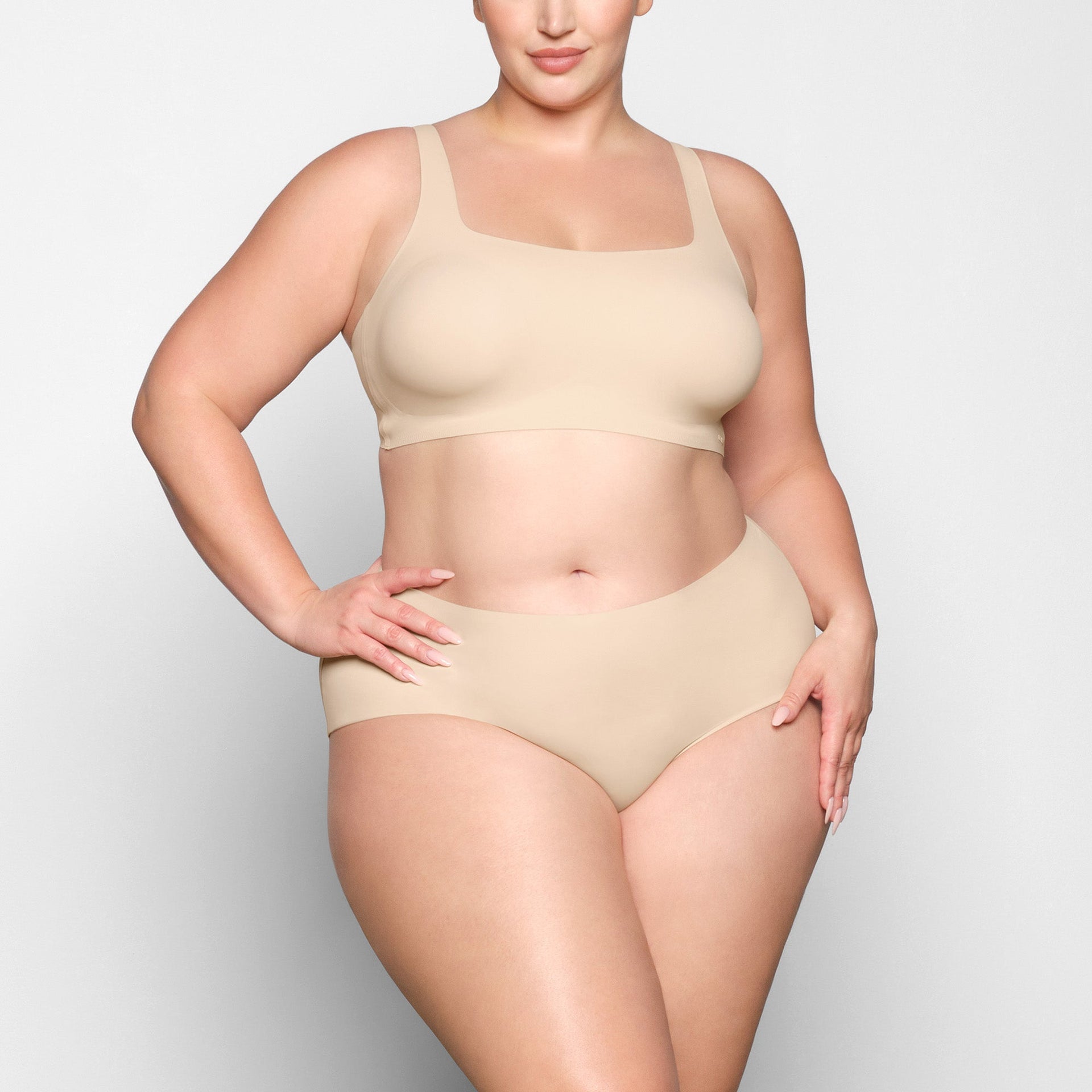 NAKED SCOOP BRALETTE | SAND