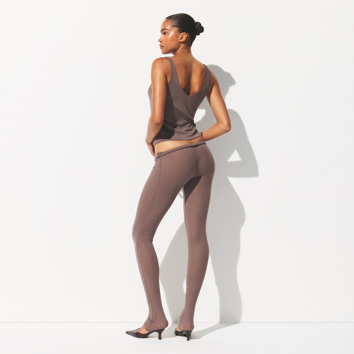 SHEER RIB V NECK TANK | PEWTER