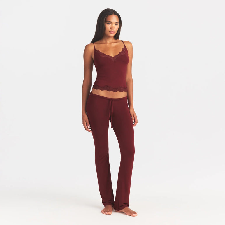 SKIMS SLEEP LACE CAMI AND PANT SLEEP SET | MERLOT