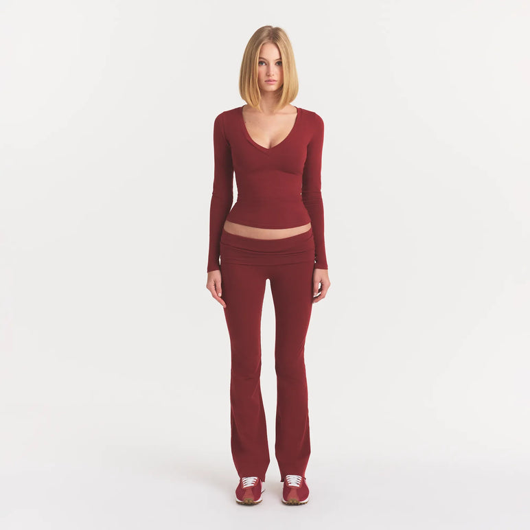 COTTON JERSEY V NECK LONG SLEEVE TOP | MERLOT
