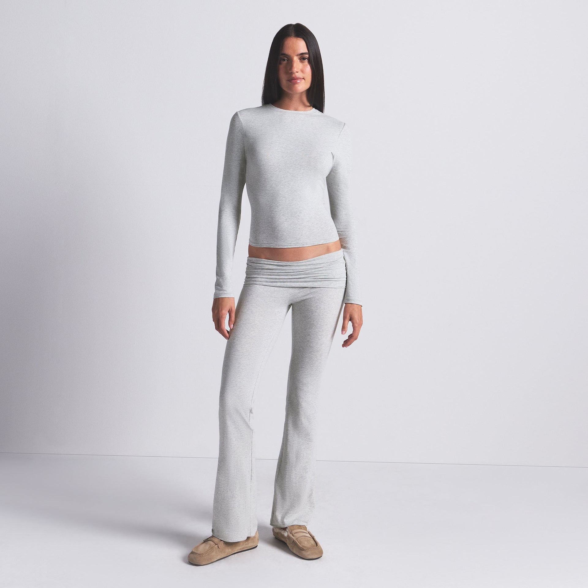 COTTON JERSEY LONG SLEEVE T-SHIRT | LIGHT HEATHER GREY