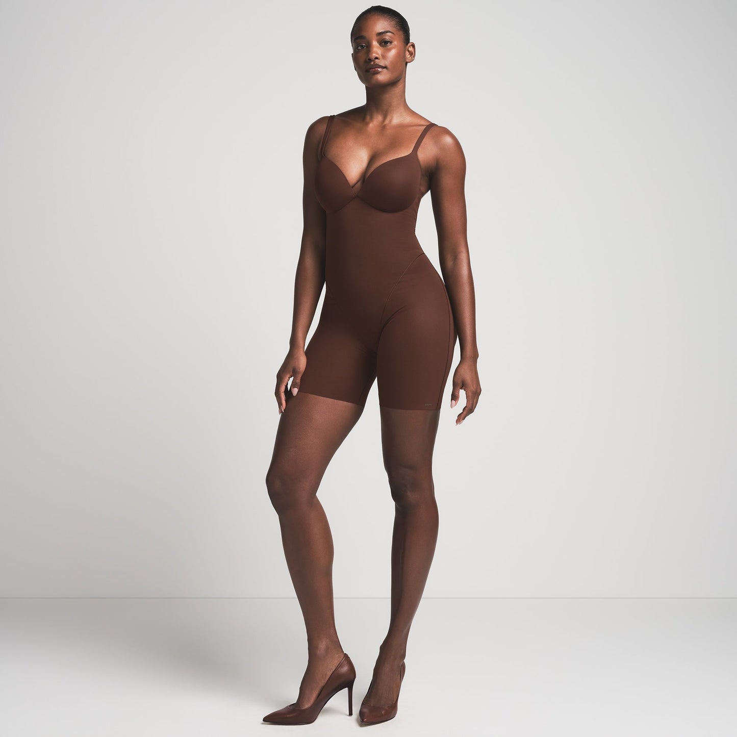 SKIMS ULTIMATE BODY PUSH-UP BUTT ENHANCING PADDED MID THIGH BODYSUIT | COCOA