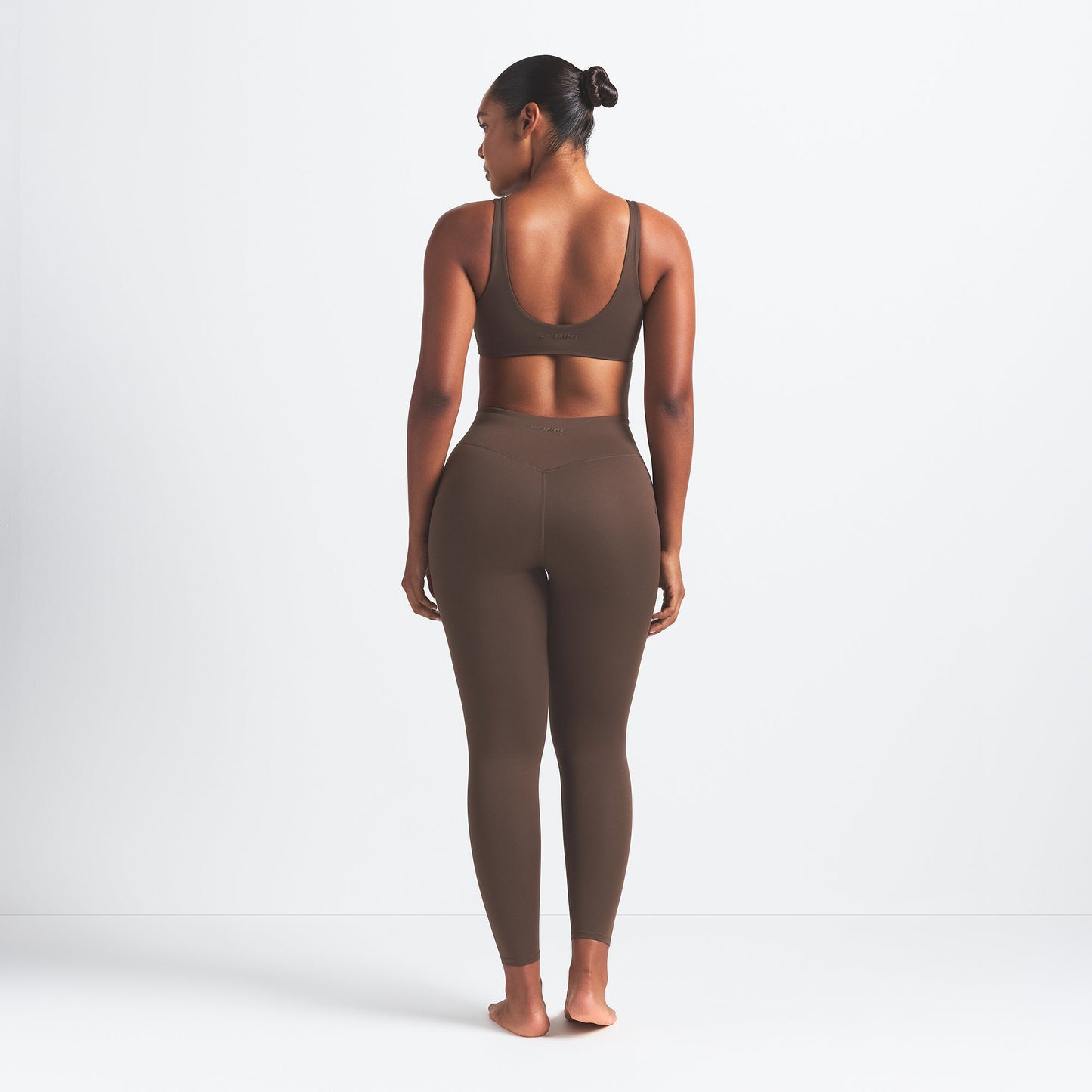 NikeSKIMS MATTE 26" LEGGING | DARK SEPIA