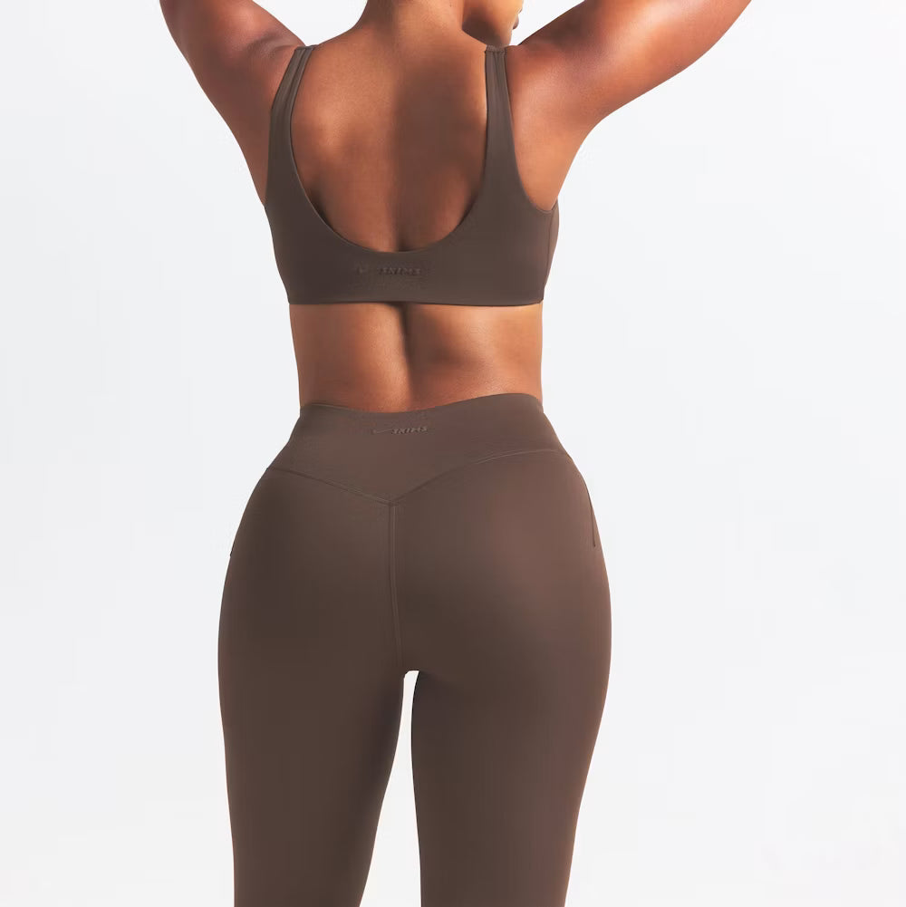 NikeSKIMS MATTE 26 INCH LEGGING | DARK SEPIA