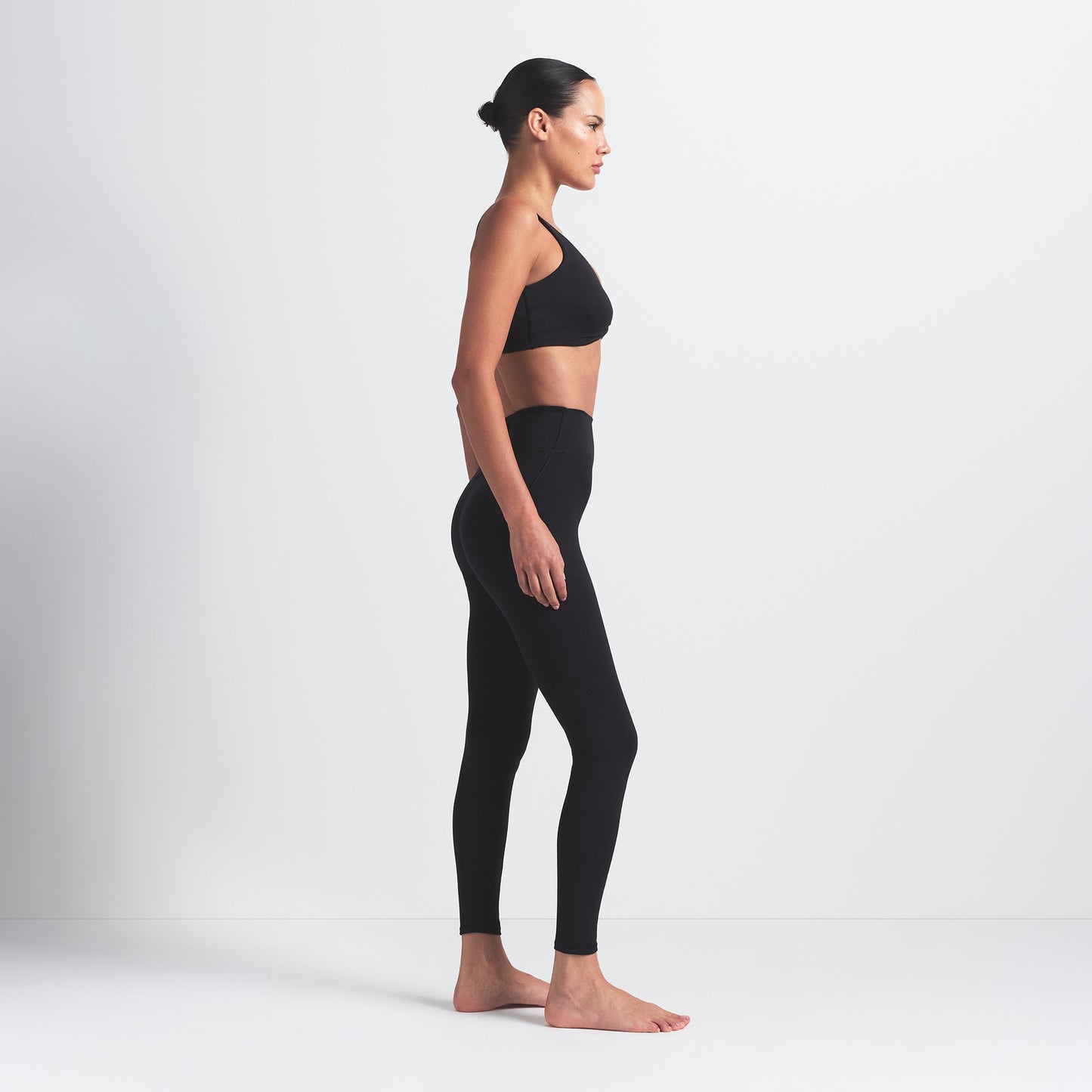 NikeSKIMS MATTE 26" LEGGING | OBSIDIAN