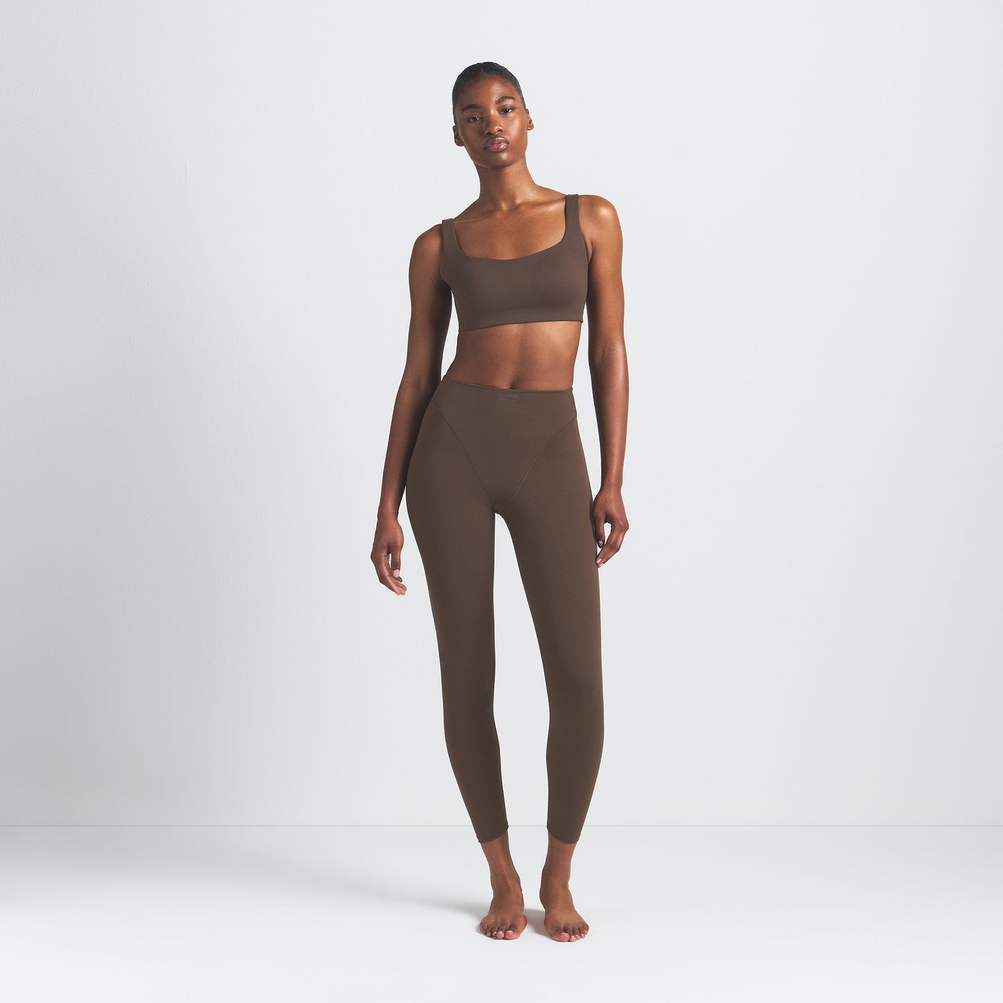 NikeSKIMS MATTE V-LINE 26" LEGGING | DARK SEPIA