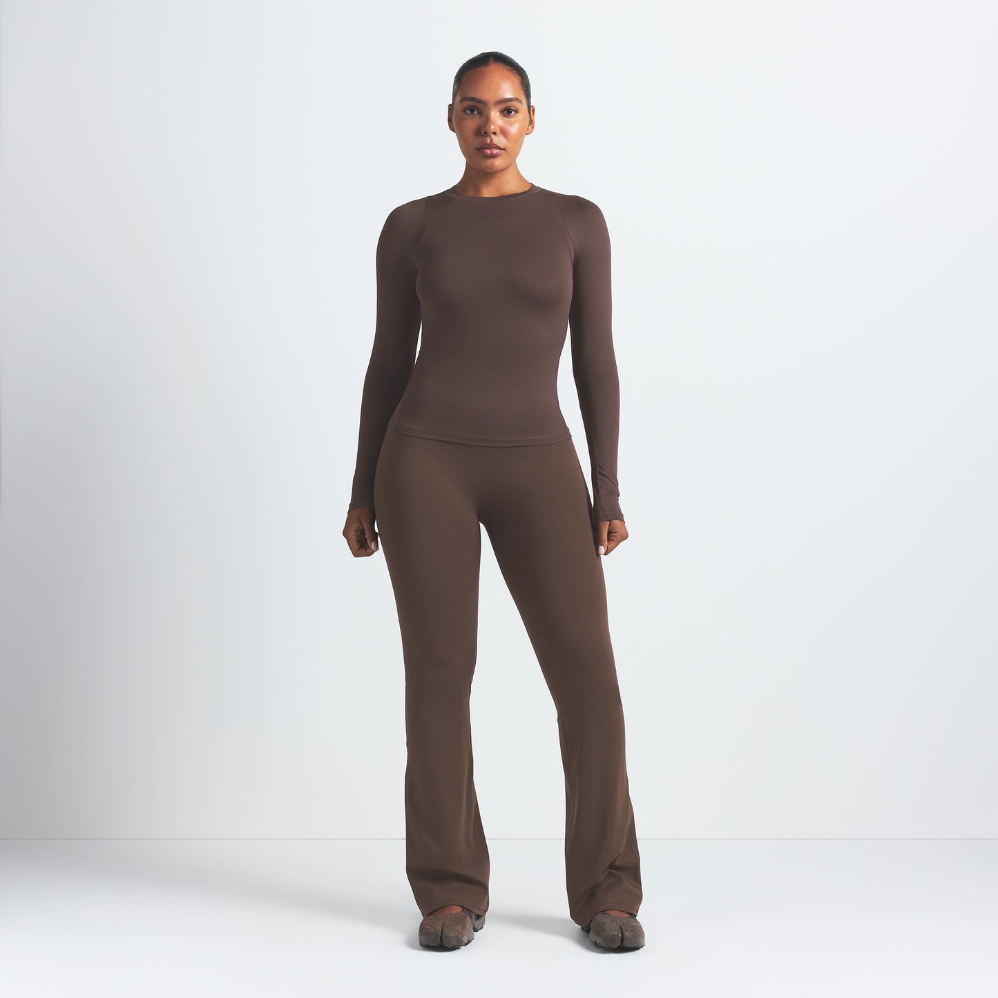 NikeSKIMS MATTE SLIM FLARE LEGGING | DARK SEPIA