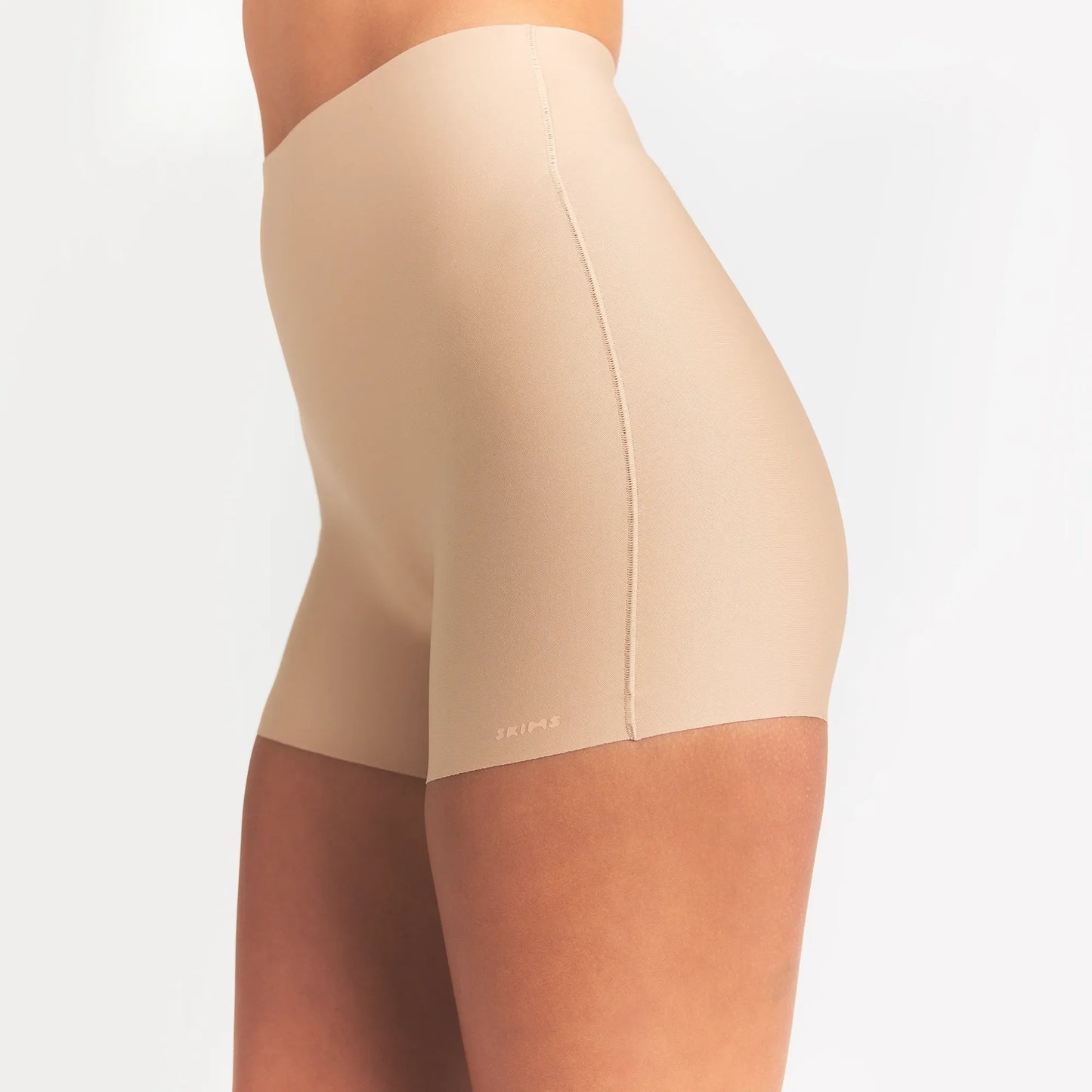 SKIMS BODY CORE SCULPT SHORTIE | CLAY