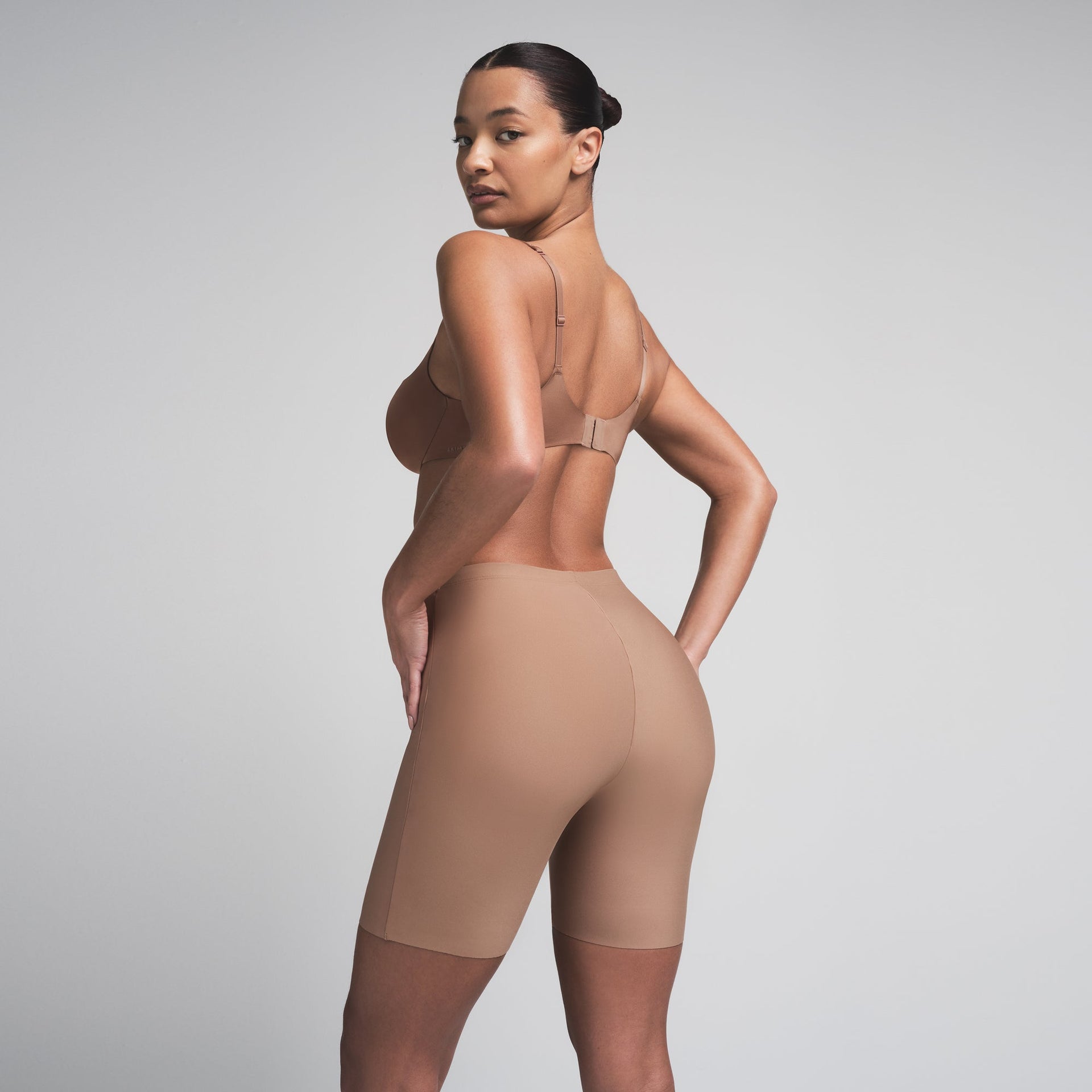 SKIMS BODY BUTT ENHANCING PADDED SHORT | SIENNA
