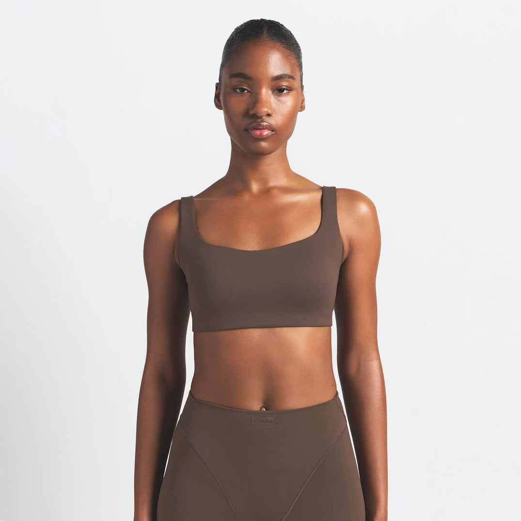 NikeSKIMS MATTE SCOOP BRALETTE | DARK SEPIA