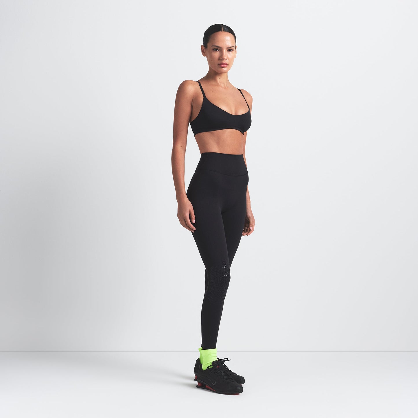 NikeSKIMS MATTE MICRO SCOOP BRA | OBSIDIAN