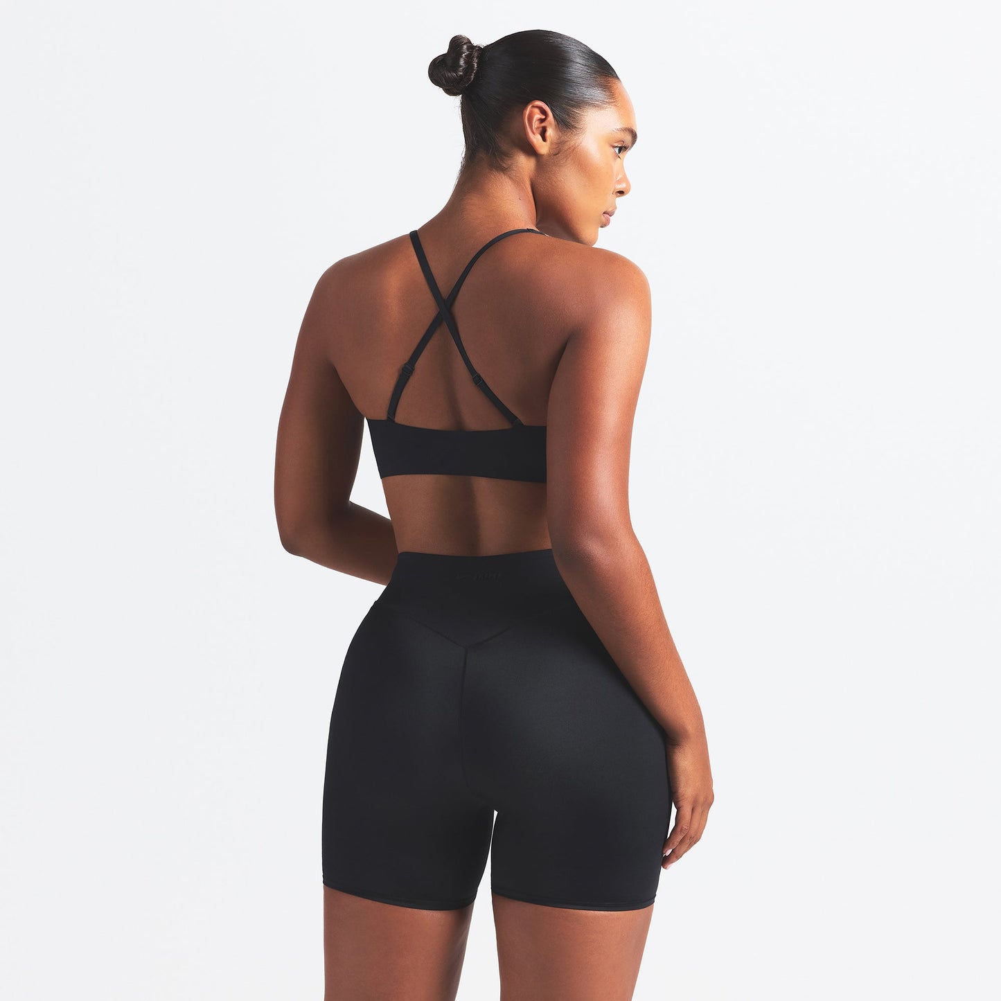 NikeSKIMS SHINE V-NECK BRA | OBSIDIAN