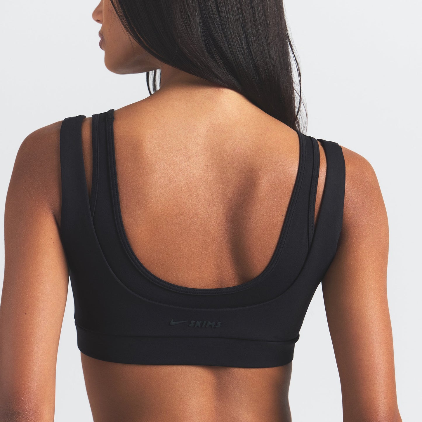 NikeSKIMS MATTE DOUBLE STRAP SCOOP BRA | OBSIDIAN