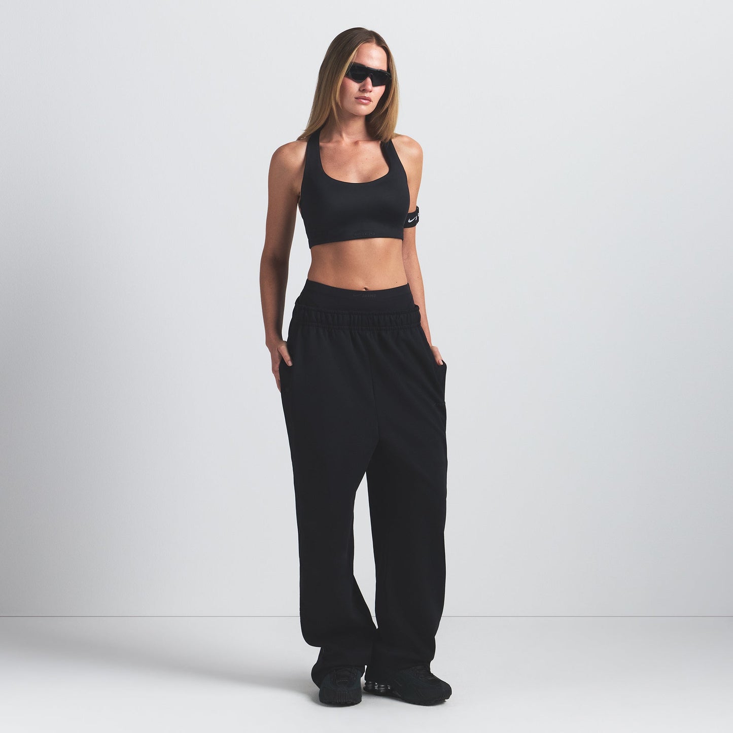 NikeSKIMS SHINE RACER BACK BRA | OBSIDIAN