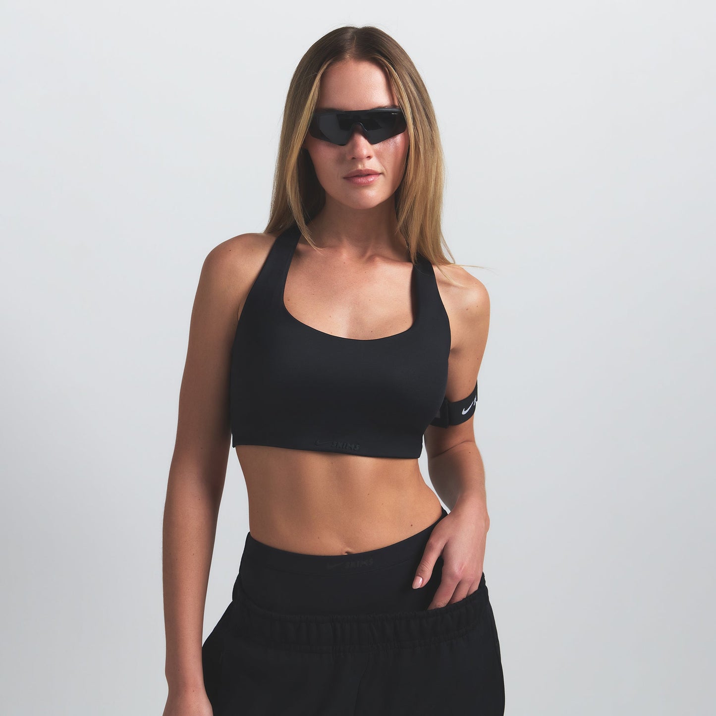 NikeSKIMS SHINE RACER BACK BRA | OBSIDIAN