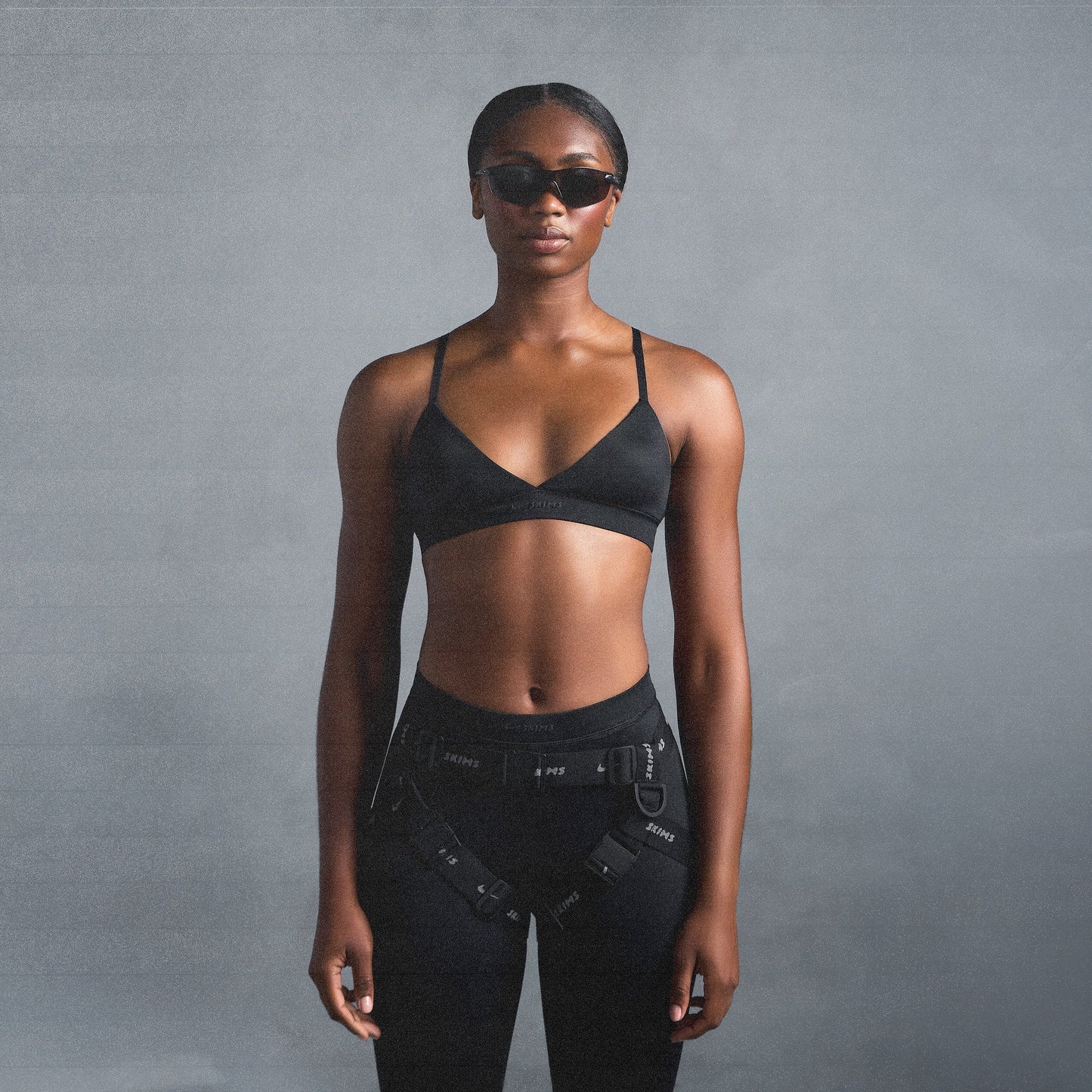 NikeSKIMS SHINE TRIANGLE BRA | OBSIDIAN