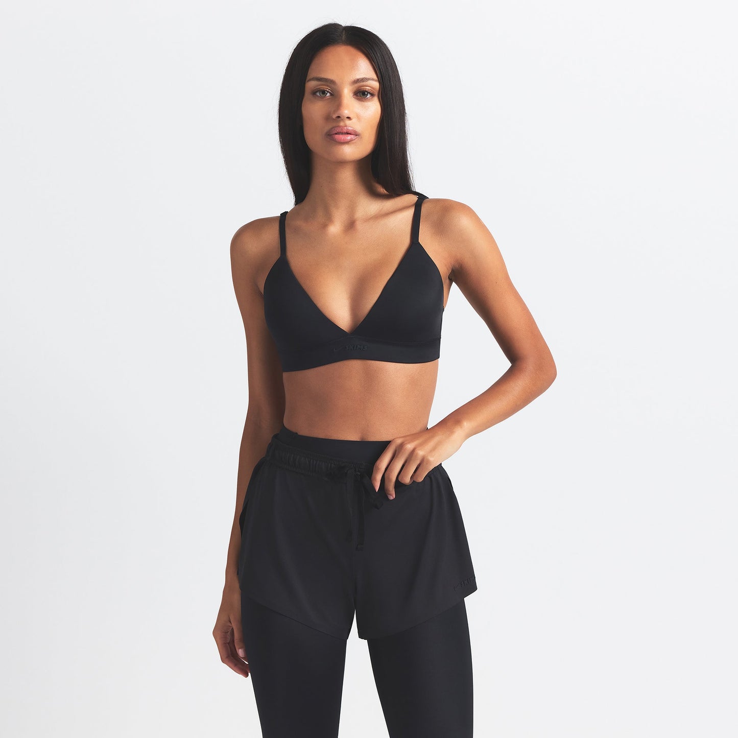 NikeSKIMS SHINE TRIANGLE BRA | OBSIDIAN