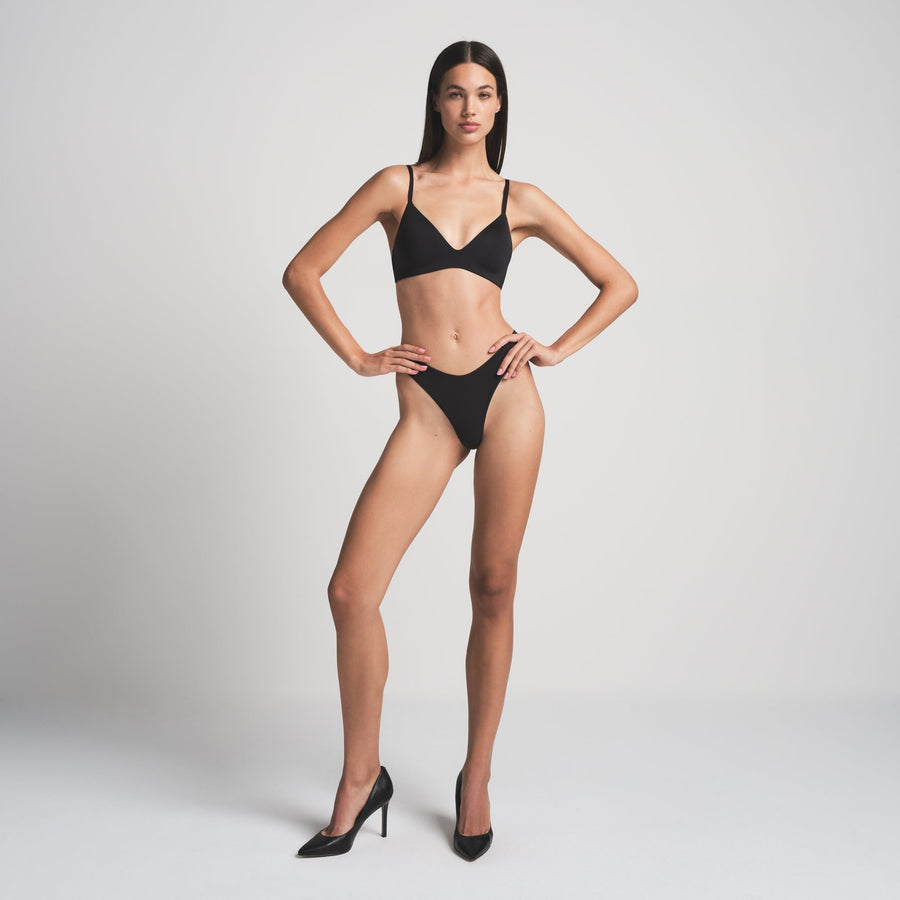 WIRELESS FORM PUSH-UP PLUNGE BRA | ONYX