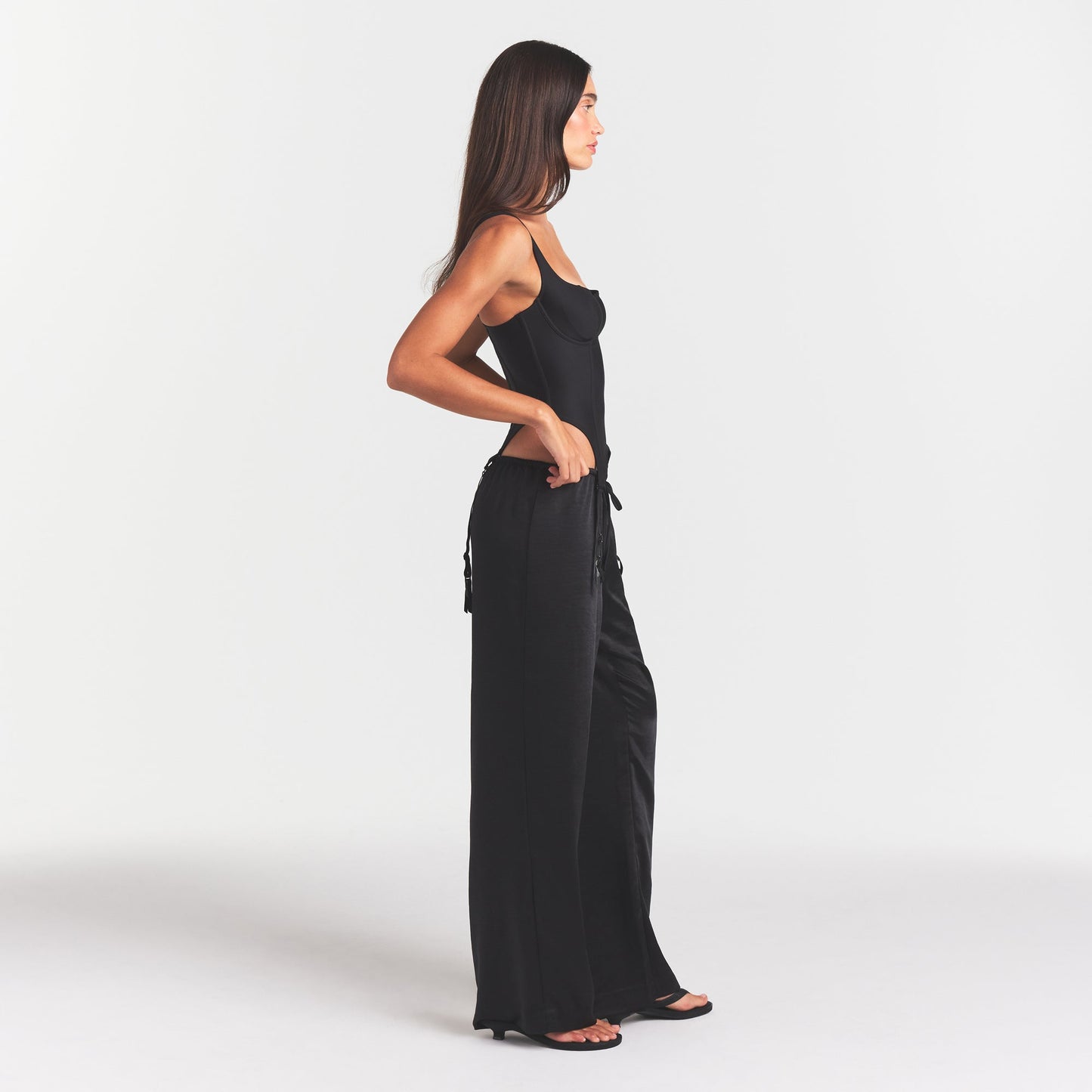 LIGHTWEIGHT SATIN STRAIGHT LEG PANT | OBSIDIAN