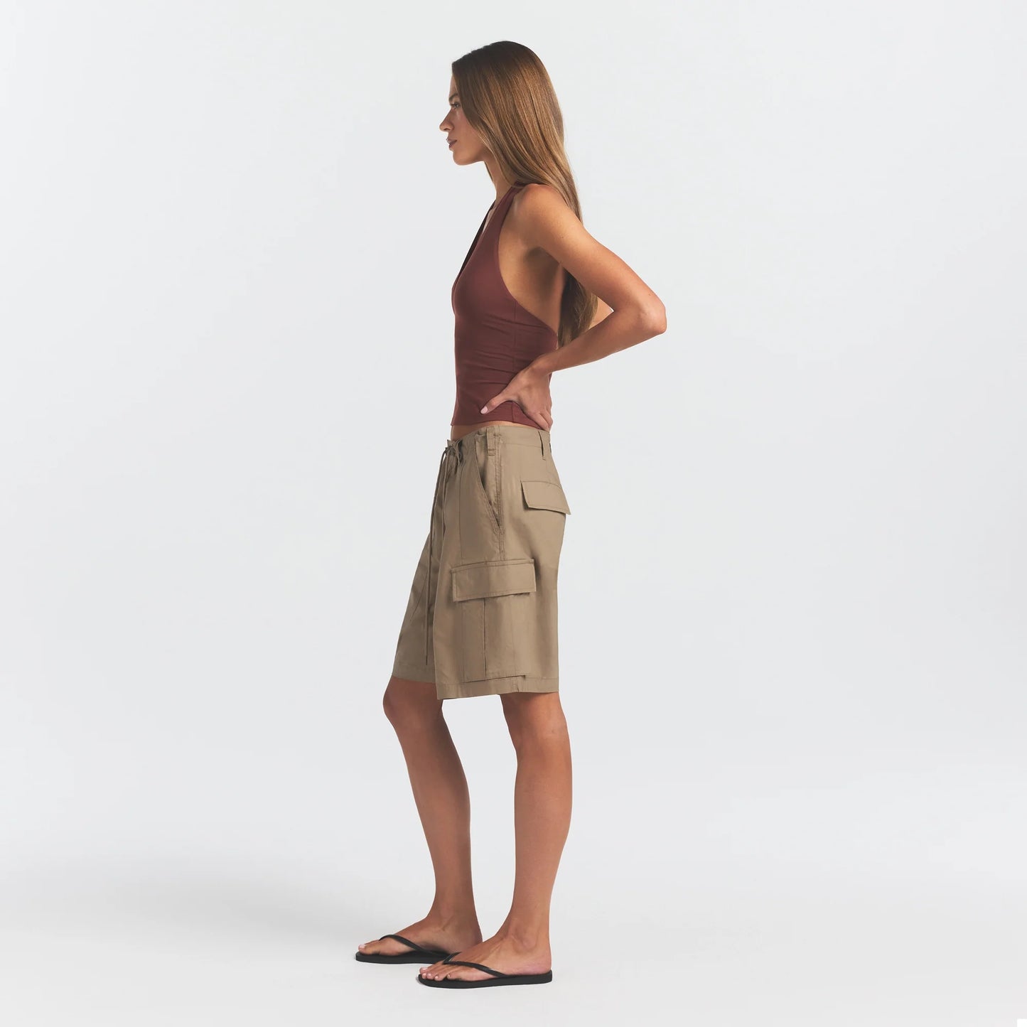 WOVEN COTTON OVERSIZED CARGO SHORT | DESERT