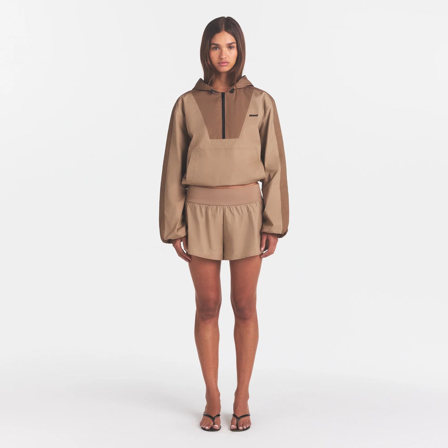 WOVEN COTTON FLUTTER SHORT | DESERT