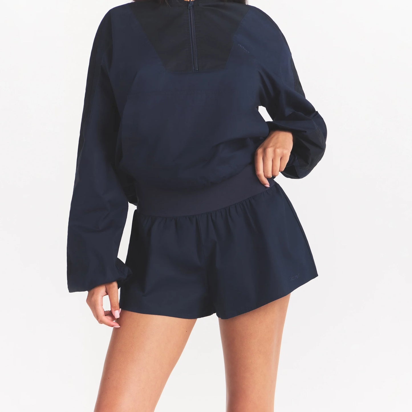 WOVEN COTTON FLUTTER SHORT | NAVY