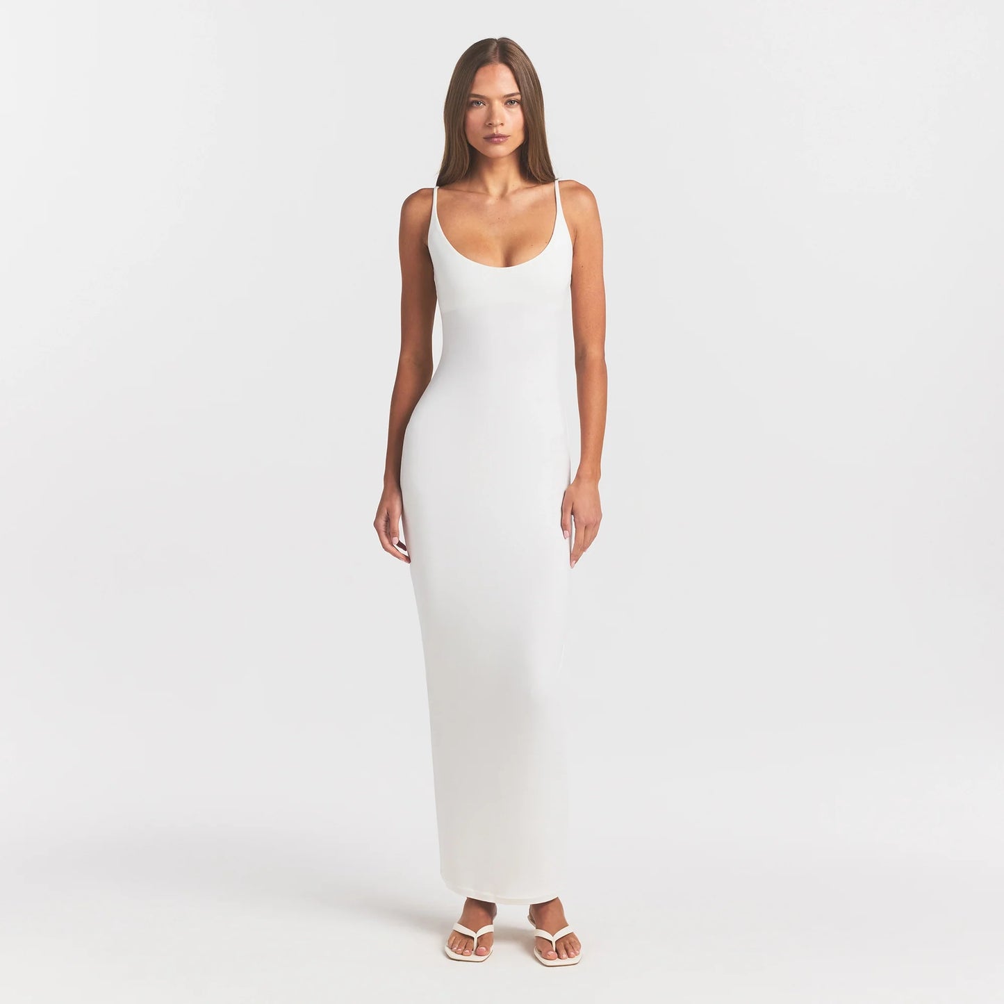SMOOTH LAYERS SCOOP NECK LONG DRESS | EGRET