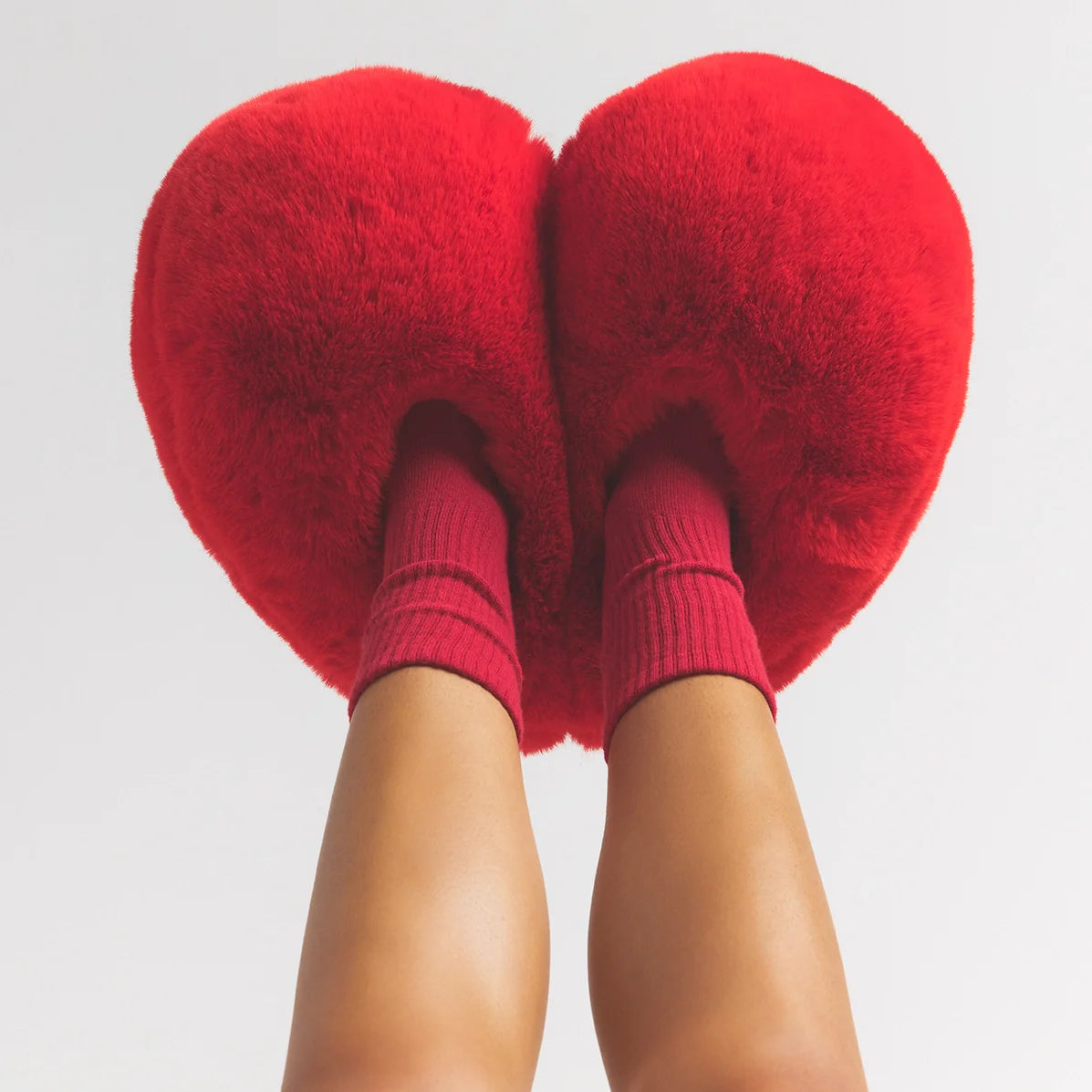 FAUX FUR HEART SLIPPER | RUBY