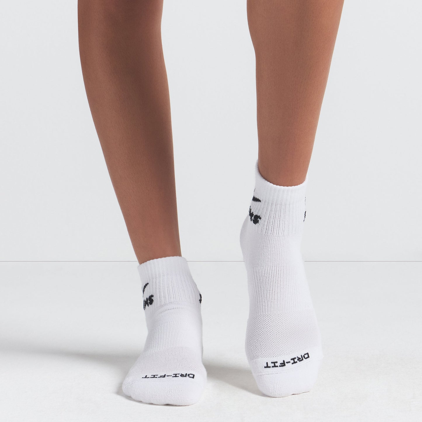 NikeSKIMS ACCESSORIES DRI-FIT QUARTER CREW SOCK 3-PACK | HEATHER GREY MULTI