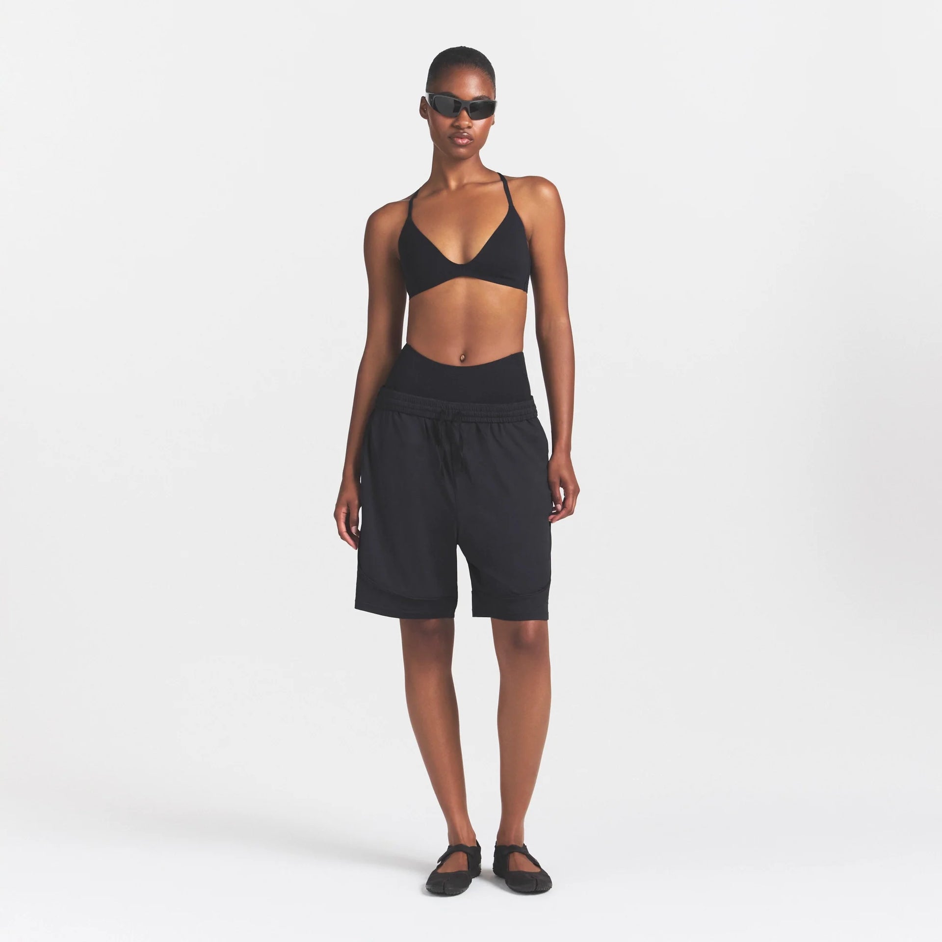 NikeSKIMS AIRY DRI-FIT™ RELAXED SHORT | OBSIDIAN