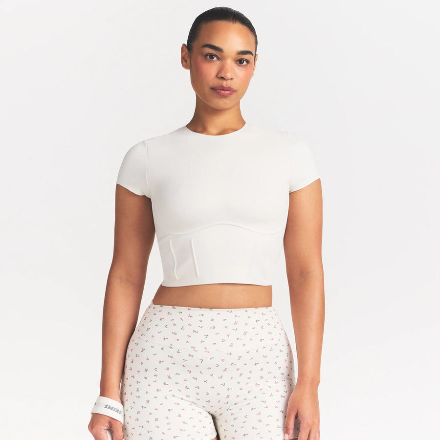 NikeSKIMS MATTE CROPPED CORSET TEE | IVORY