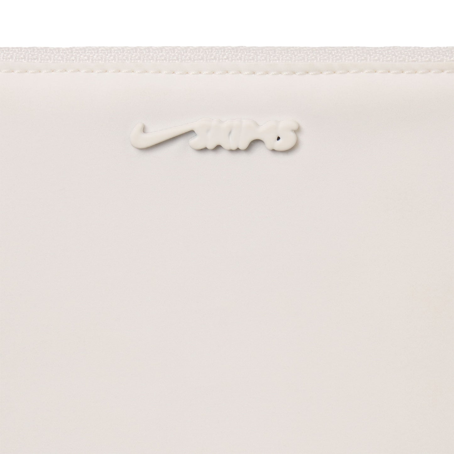 NikeSKIMS ACCESSORIES CLIPPABLE POUCH | IVORY