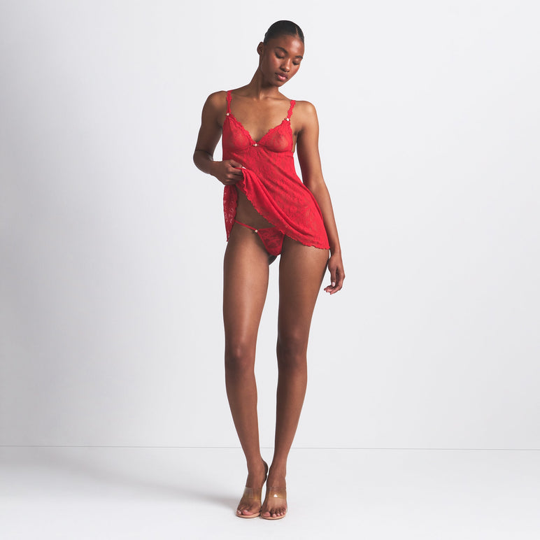 STRETCH LACE SLIP AND THONG SET | RED