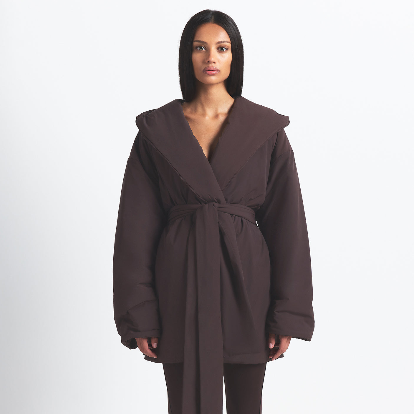 NikeSKIMS WOVEN NYLON WRAP COAT | PHOENIX