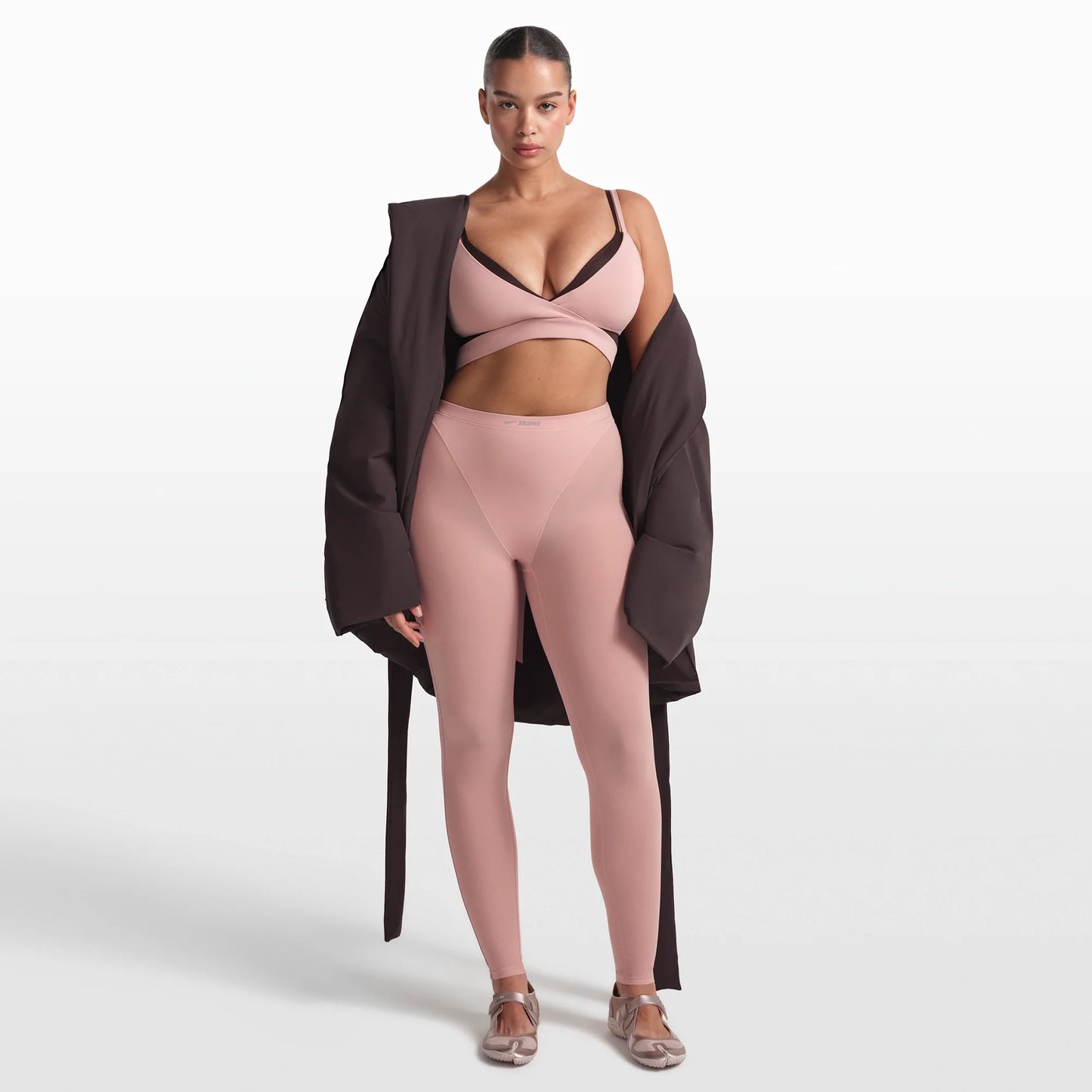 NikeSKIMS WOVEN NYLON WRAP COAT | PHOENIX