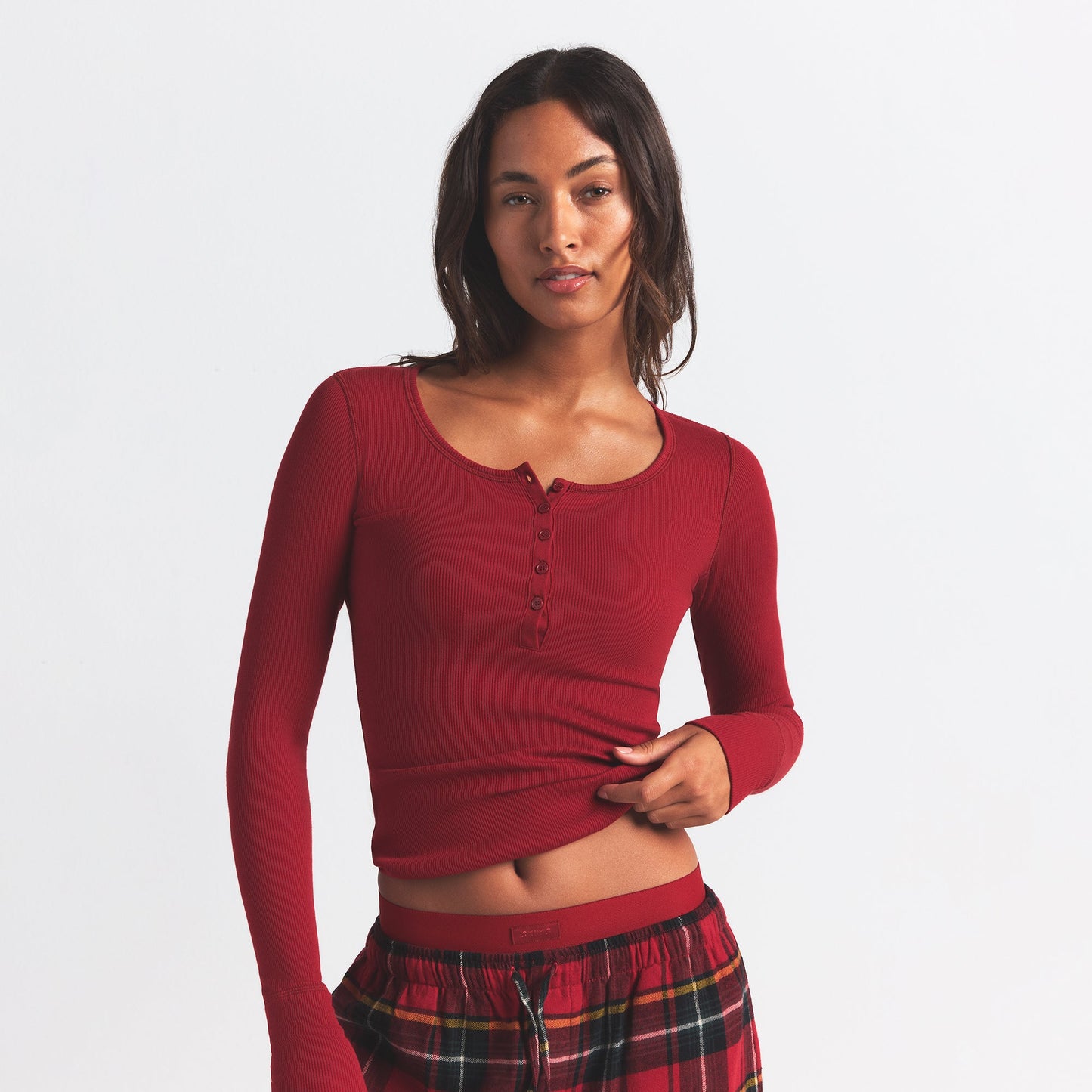 COTTON RIB SCOOP NECK HENLEY | BRICK