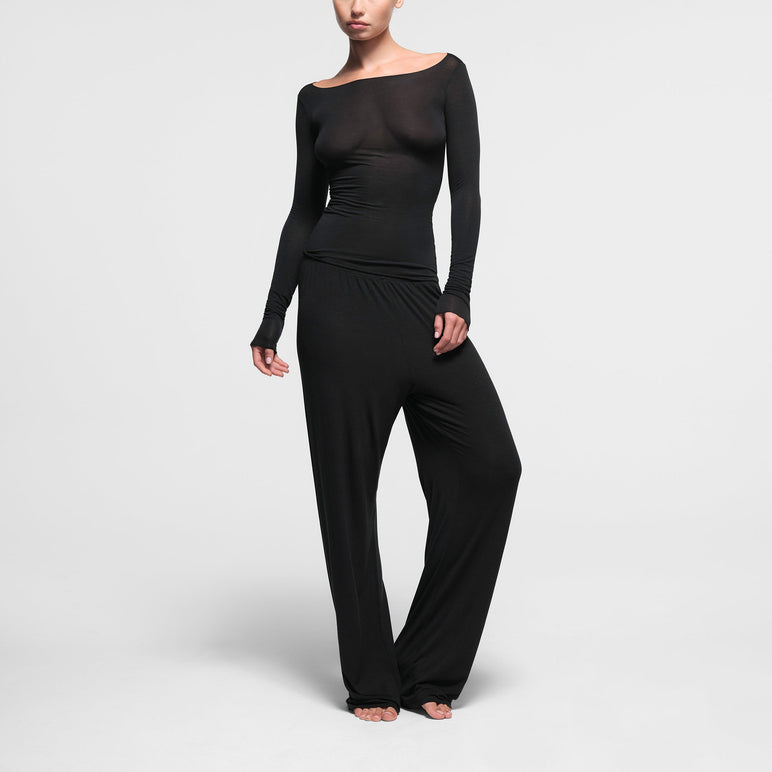 SHEER MODAL LONG SLEEVE BOATNECK TOP | ONYX