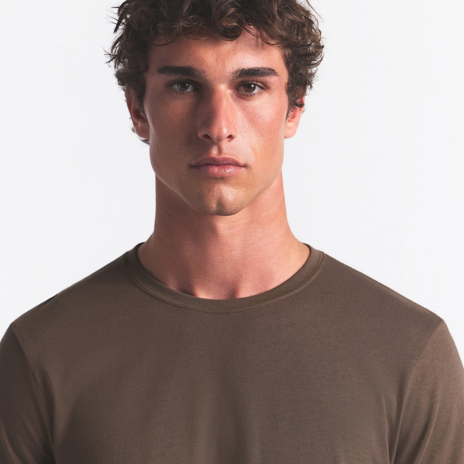 SKIMS COTTON MENS CLASSIC LONG SLEEVE T-SHIRT | DRIFTWOOD