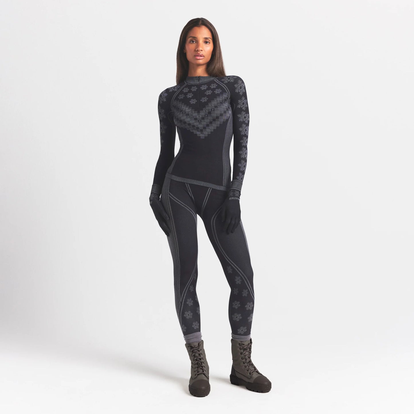 SKIMS FIRST LAYERS GLOVES | OBSIDIAN WINTER FAIR ISLE