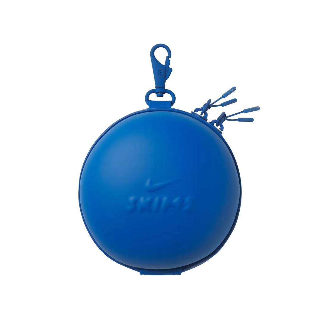 NikeSKIMS ACCESSORIES HARDSHELL ROUND CASE | COBALT/(NSKM COBALT)