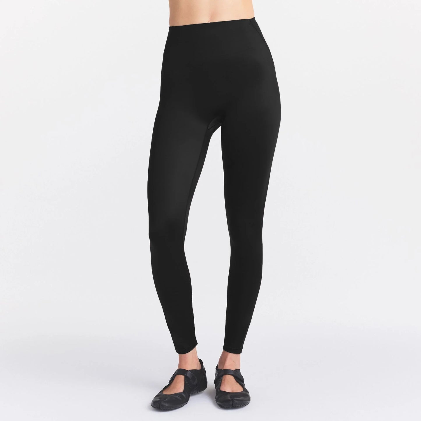 NikeSKIMS SATIN SHINE BONDED WAIST 26" LEGGING | OBSIDIAN