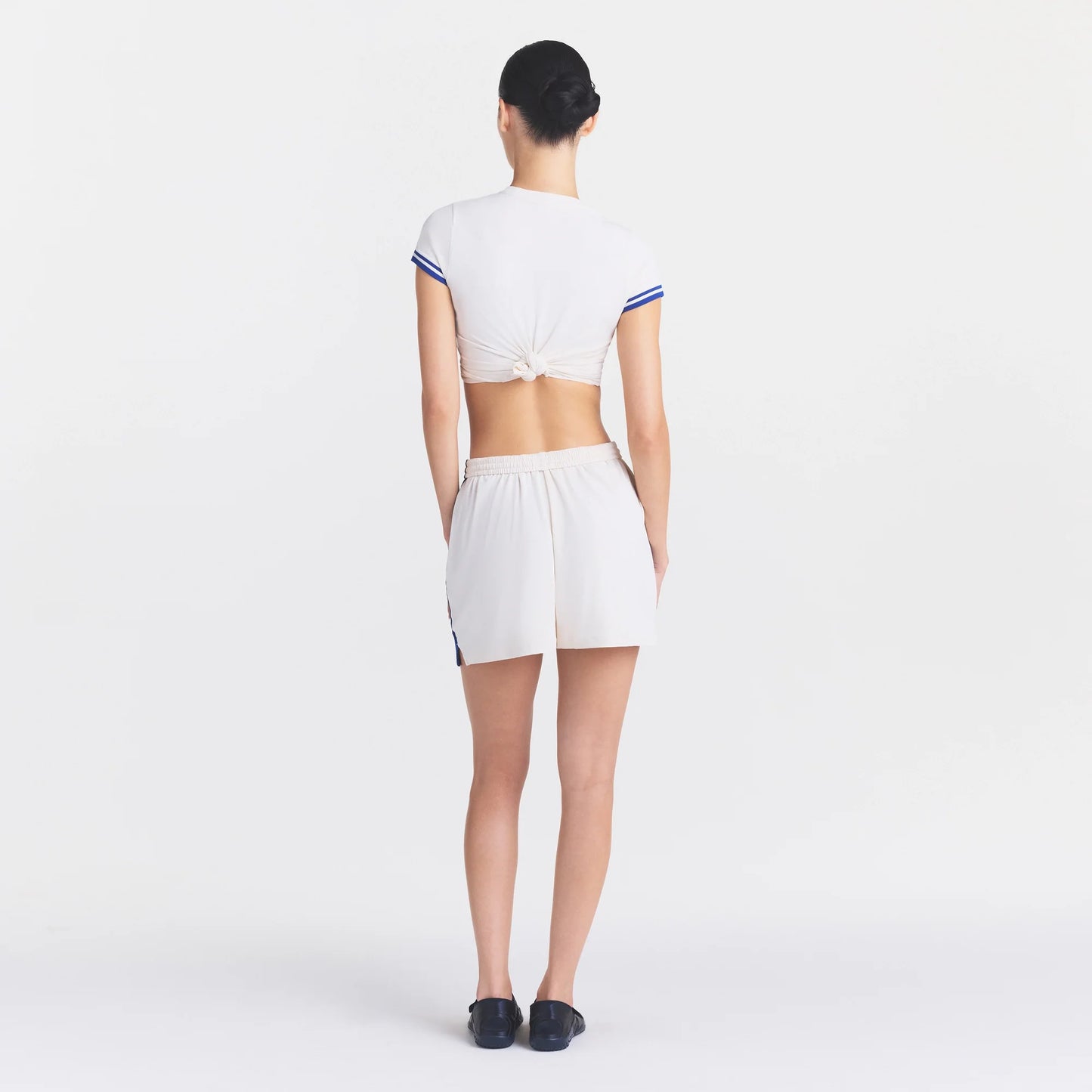 NikeSKIMS STRETCH KNIT SHORT | IVORY