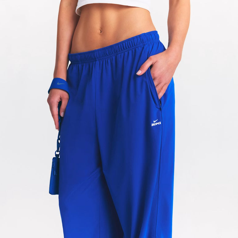 NikeSKIMS STRETCH NYLON OVERSIZED PANTS | NSKM COBALT