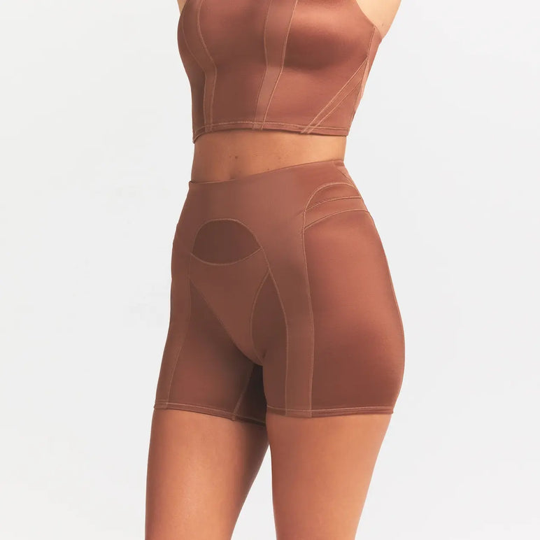 NikeSKIMS SATIN SHINE PANELED 5 BIKER SHORT | CAROB BROWN