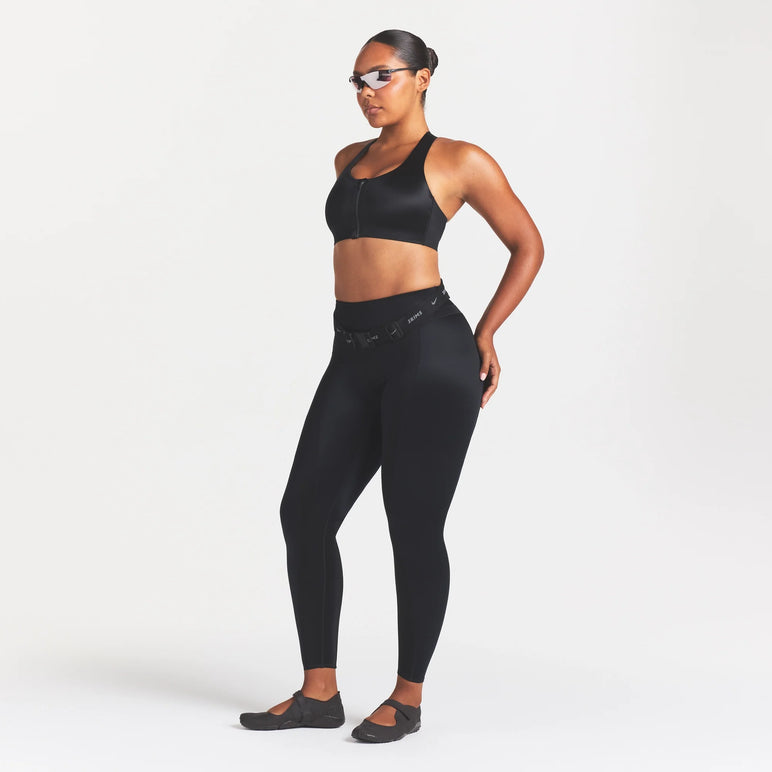 NikeSKIMS SATIN SHINE PANELED 26 LEGGING | OBSIDIAN