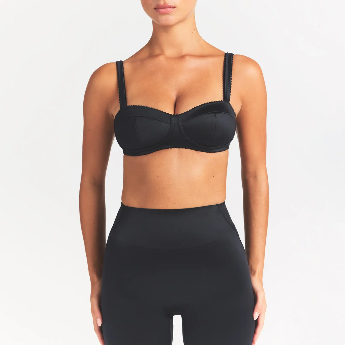 NikeSKIMS SATIN SHINE PANELED PICOT BRA | OBSIDIAN
